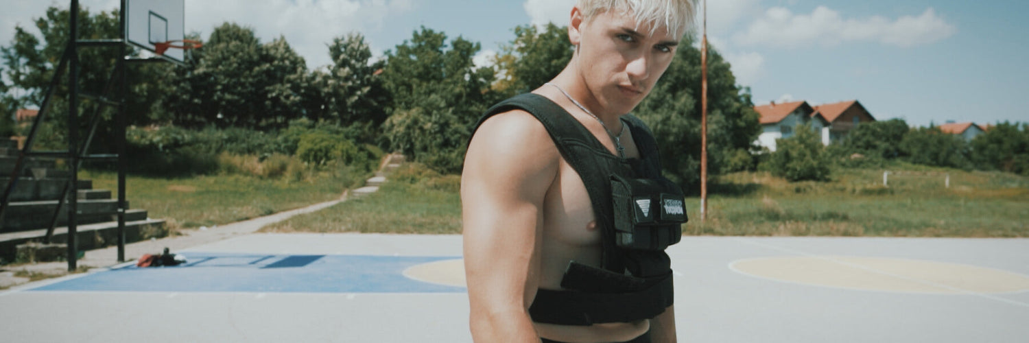 11 Advantages of Training with Weight Vest: Calisthenics Equipment Guide