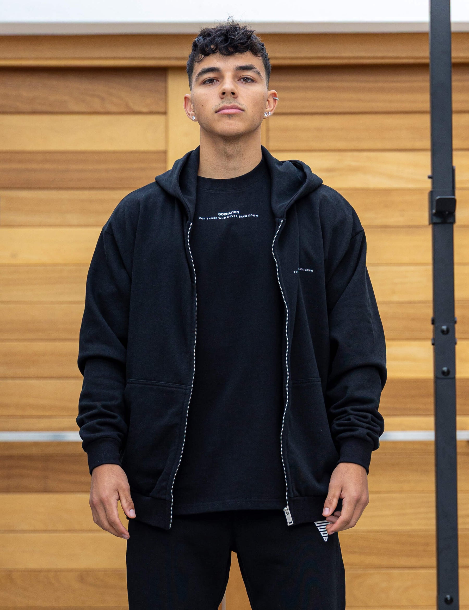 Felpa Oversize con Cerniera Anime Strength