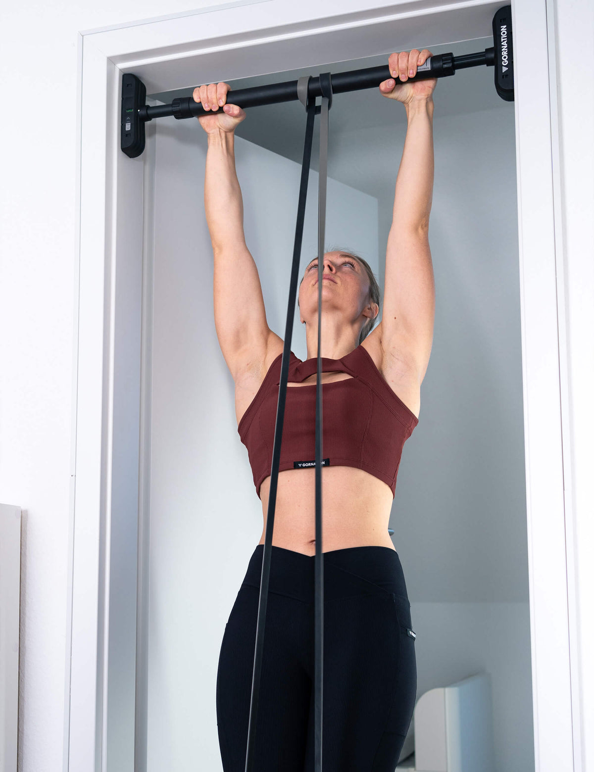Home › Pull Up Bars › Door Pull Up Bar Extend-it