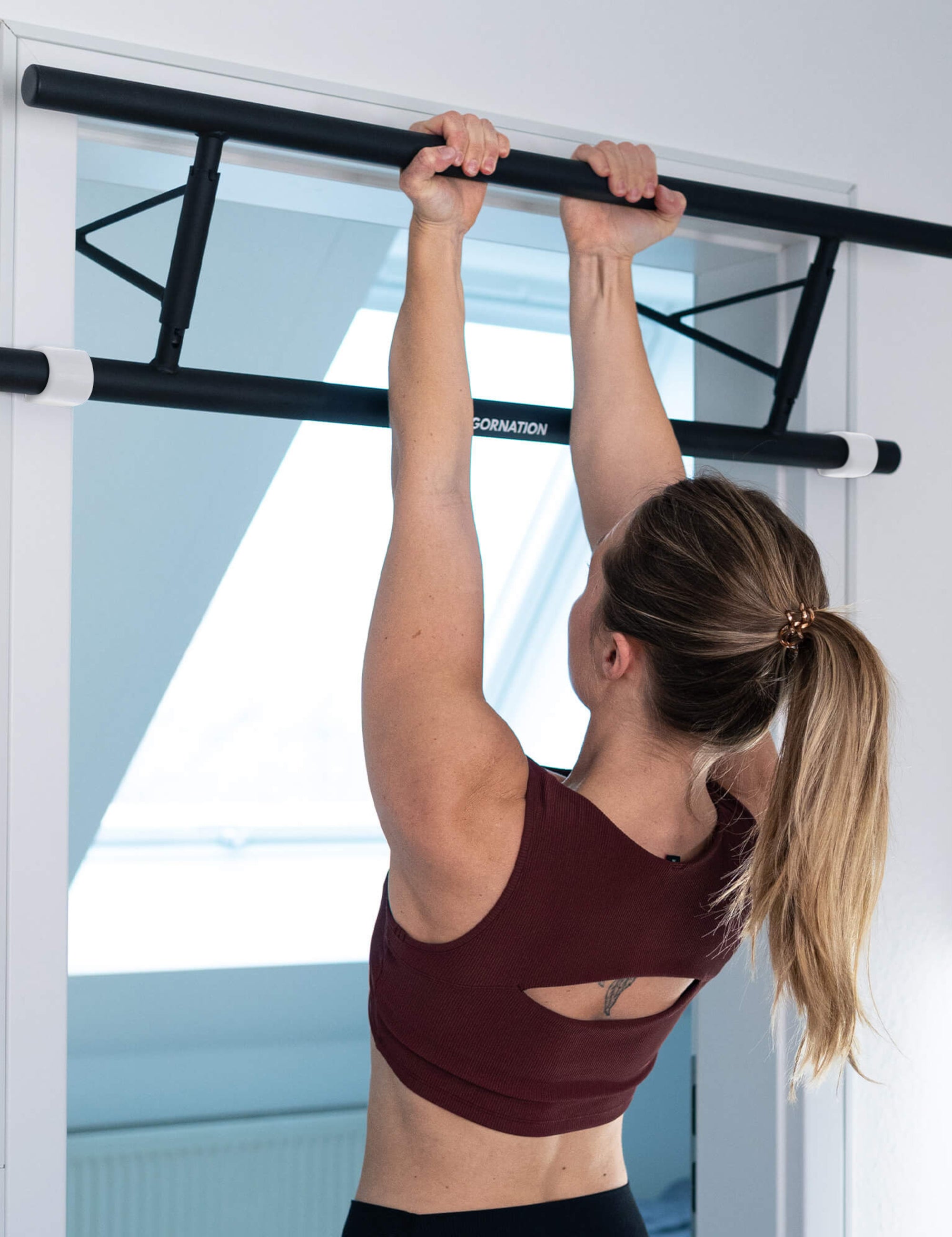 Door Pull Up Bar Hook-It | Calisthenics Equipment by GORNATION
