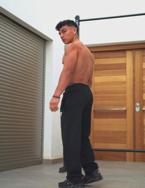 Straight Leg Jogginghose