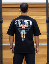 Maglietta Anime Oversize Strength